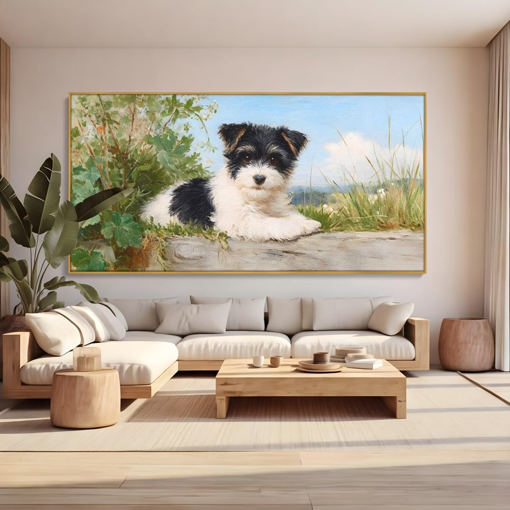Tablou canvas cu tablou canvas cu pui de caine, in rama de aluminiu auriu, pe perete intr-un living